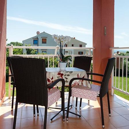 Apartman Snjezana Malinska Extérieur photo
