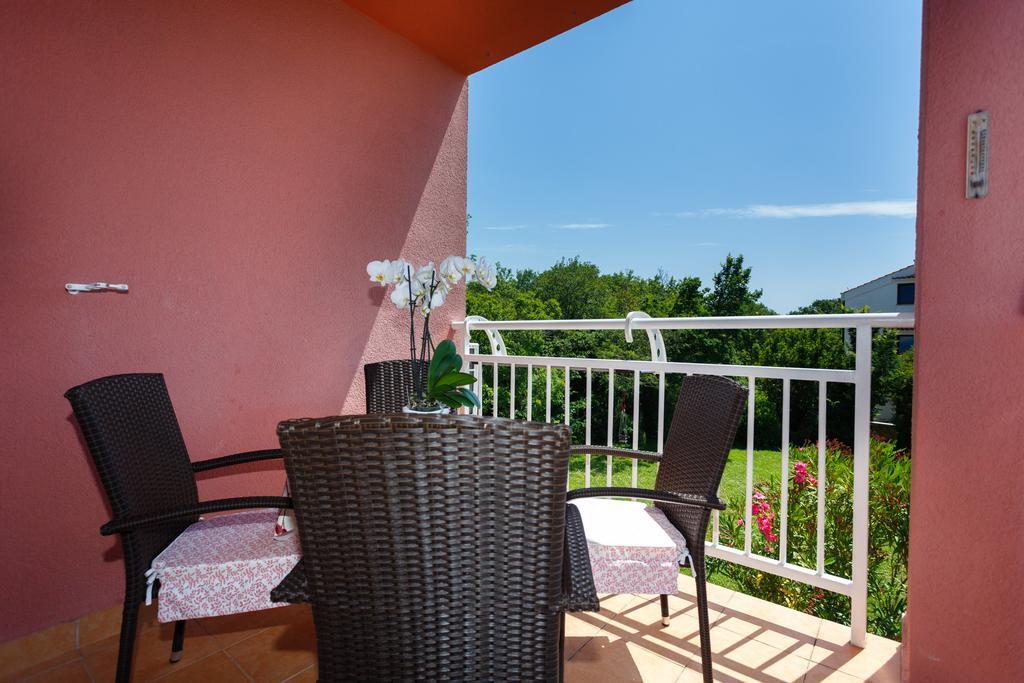 Apartman Snjezana Malinska Extérieur photo
