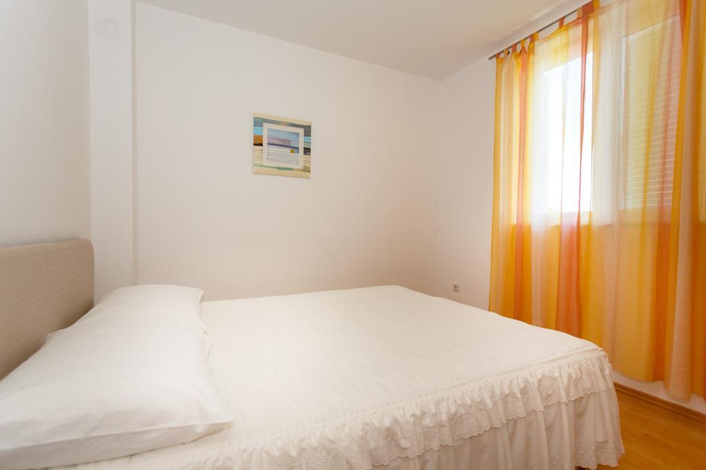 Apartman Snjezana Malinska Extérieur photo