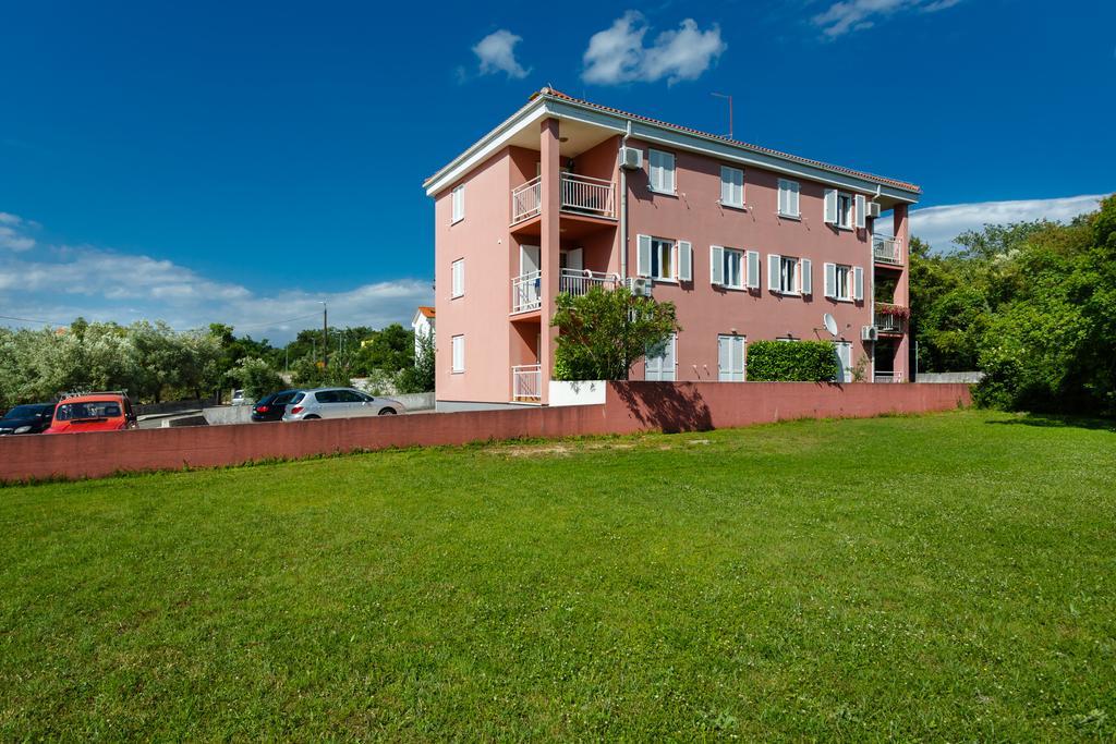 Apartman Snjezana Malinska Extérieur photo