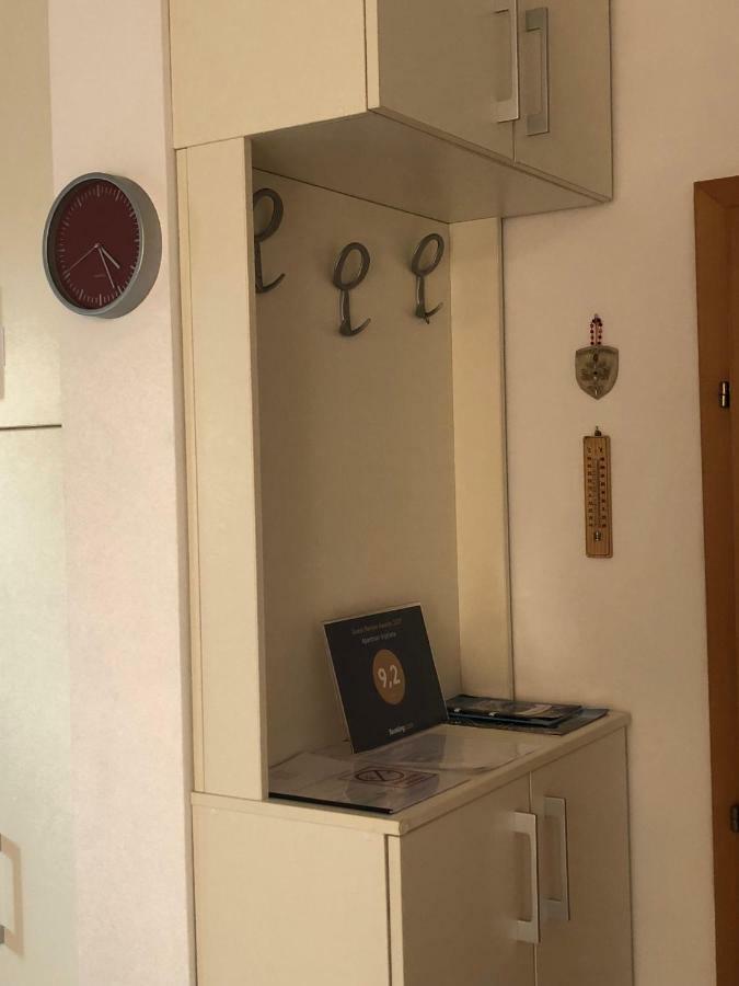 Apartman Snjezana Malinska Extérieur photo