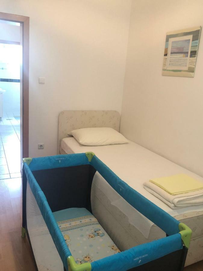 Apartman Snjezana Malinska Extérieur photo